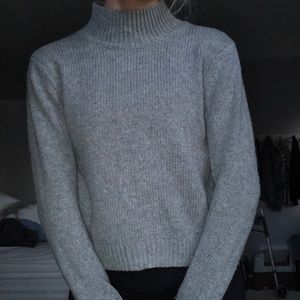 Cozy Brandy Melville Grey Turtleneck Sweater